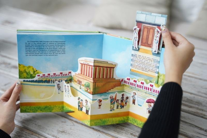 “Hà Nội ngàn năm kí ức” – cuốn sách 3D độc đáo về Thủ đô