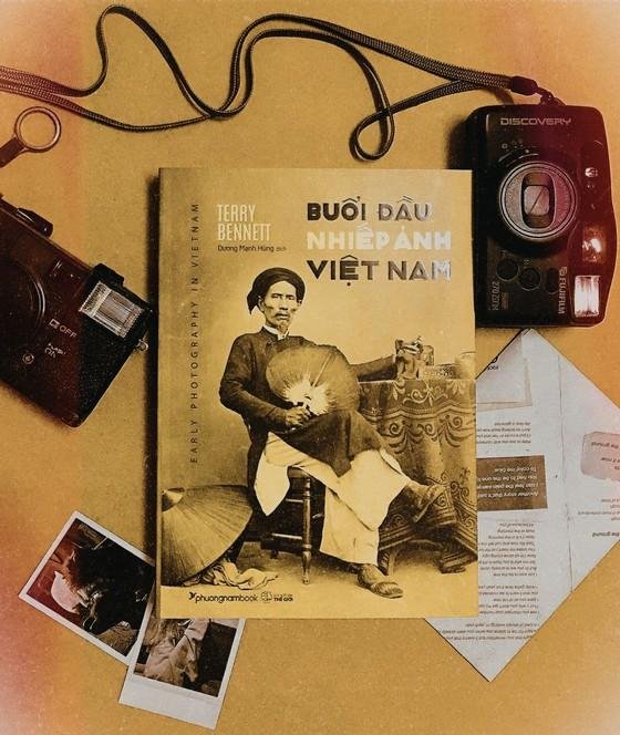 Khám phá kho tư liệu ảnh đồ sộ và quý hiếm từ “Buổi đầu nhiếp ảnh Việt Nam”